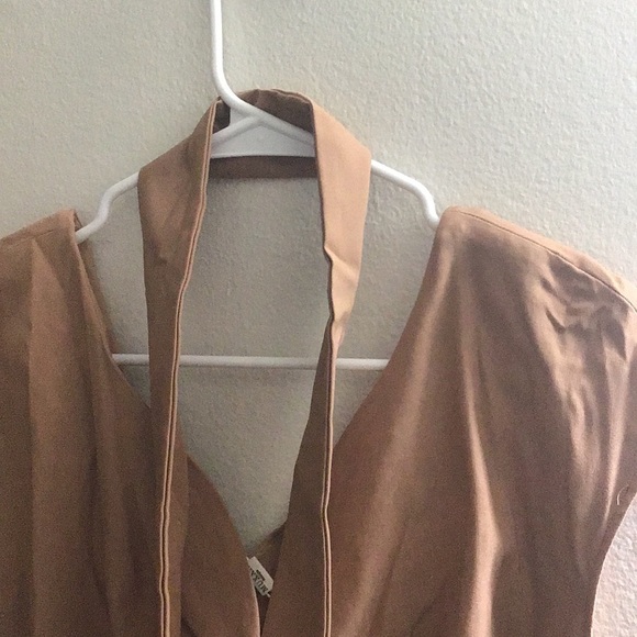 Dress - Picture 6 of 7